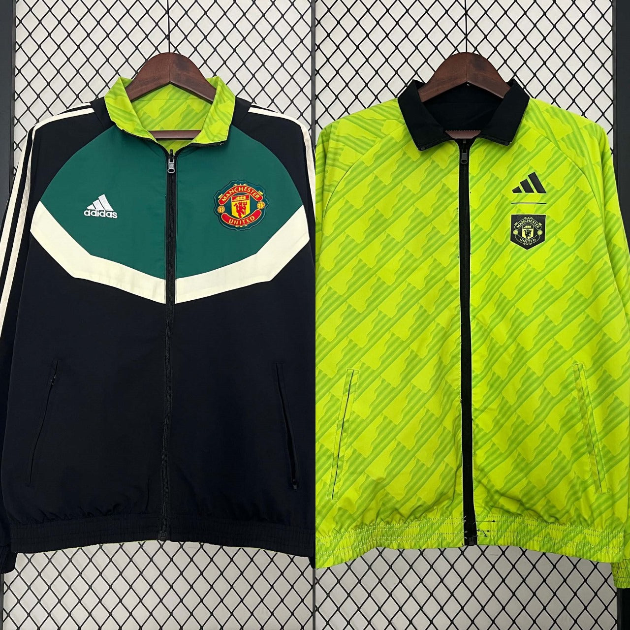 Manchester United Reversible Windbreaker