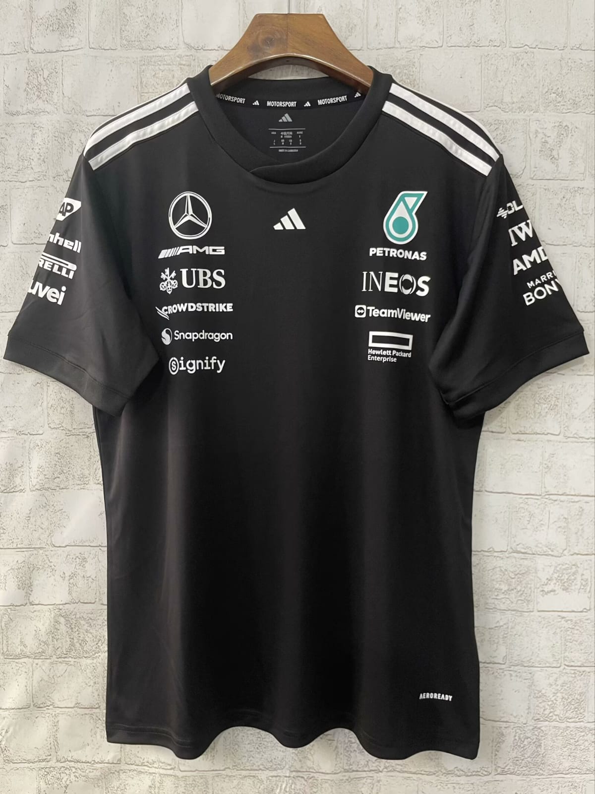 Mercedes - AMG Petronas Black Tshirt